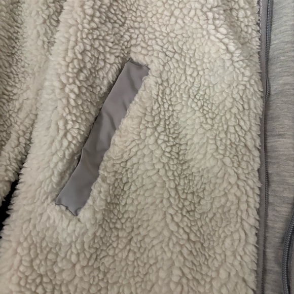 Abercrombie Kids White Fleece Jacket - Picture 4 of 6